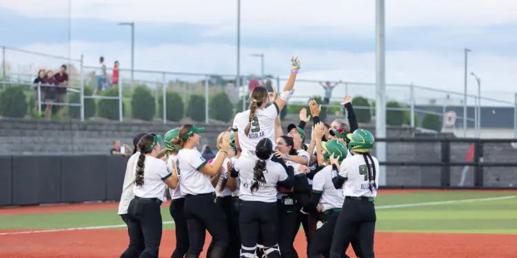 Talons Walk it Off