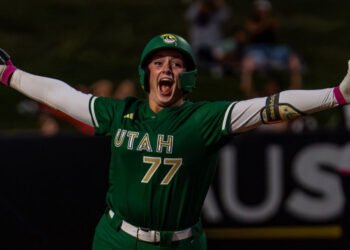 Bri Ellis walk-off home run Talons
